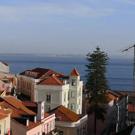 Graca Lovers 2 * Lissabon