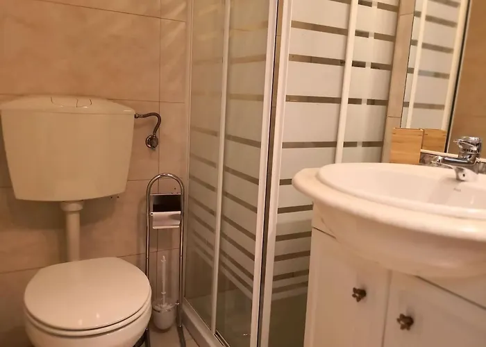 Graca Lovers 2 * Лісабон