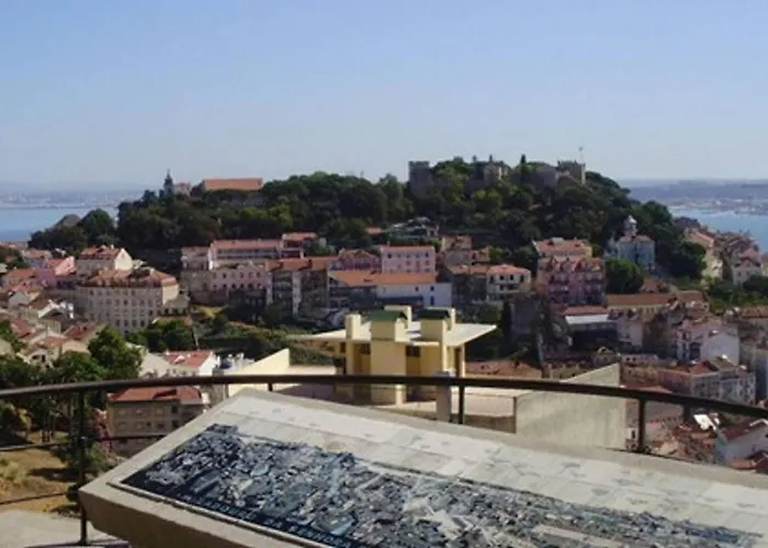 Graca Lovers 2 Lisbon